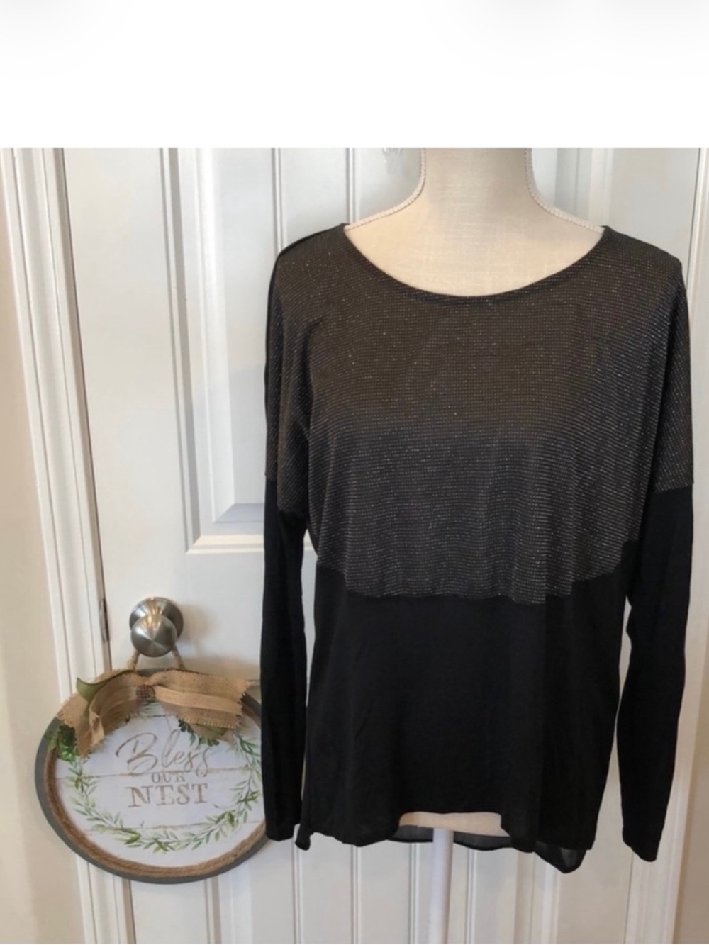 Jennifer Lopez Black Two-Tone Long Sleeve Knit Top